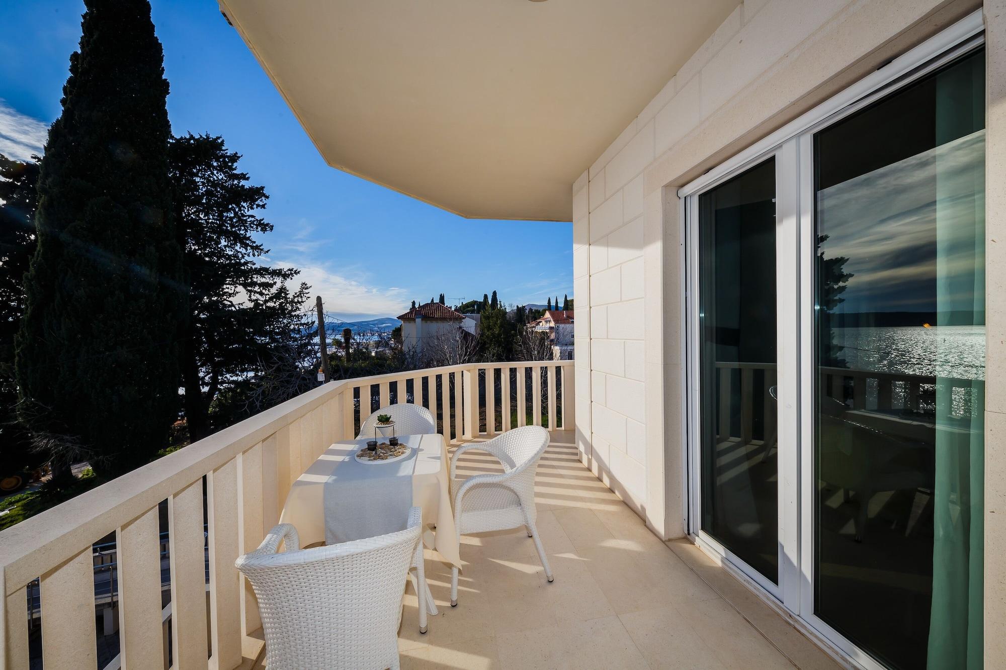 Hotel Villa Zarko Каштел-Стари Экстерьер фото