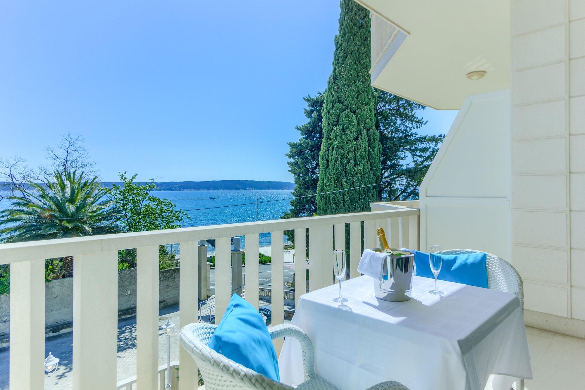 Hotel Villa Zarko Каштел-Стари Экстерьер фото