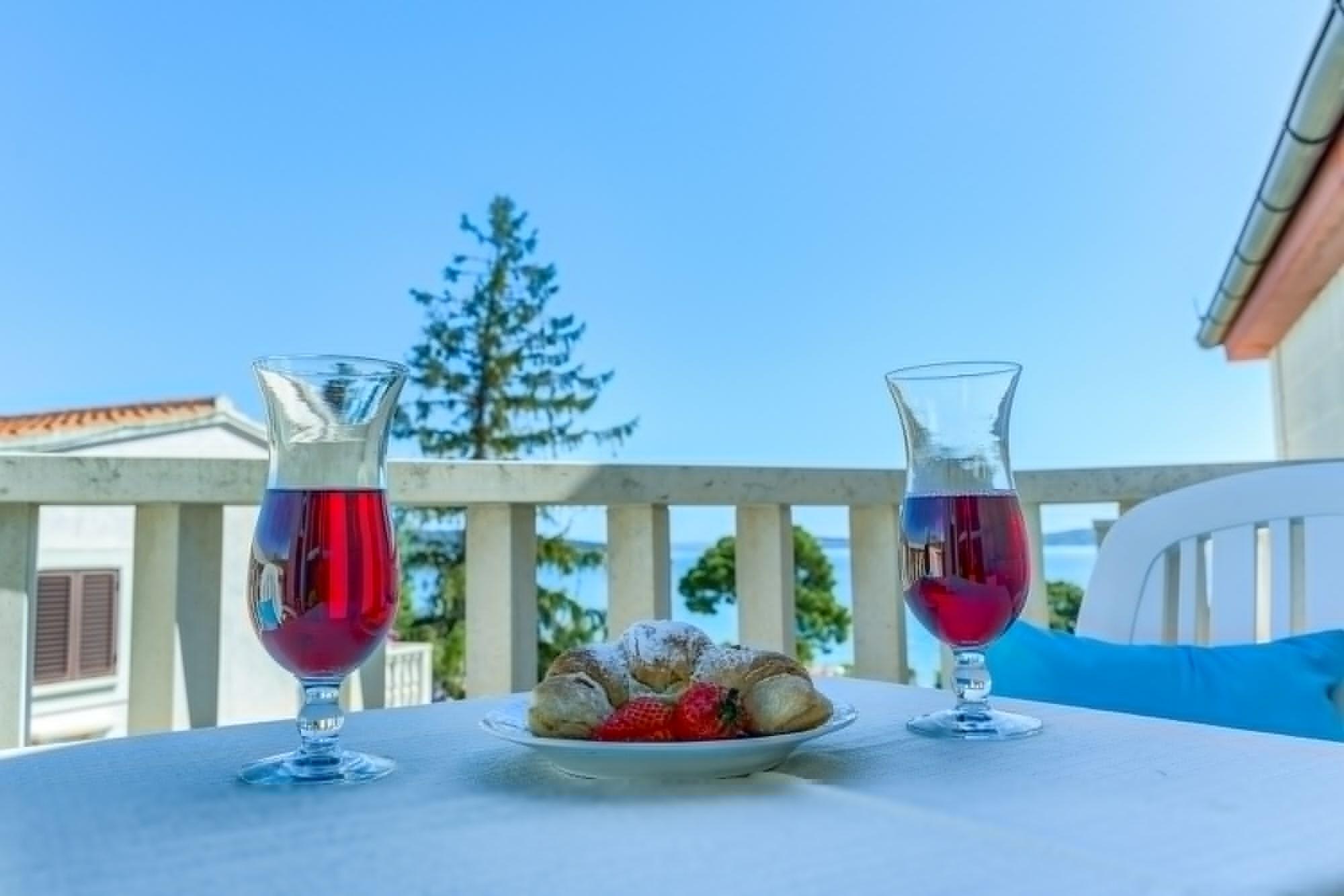 Hotel Villa Zarko Каштел-Стари Экстерьер фото